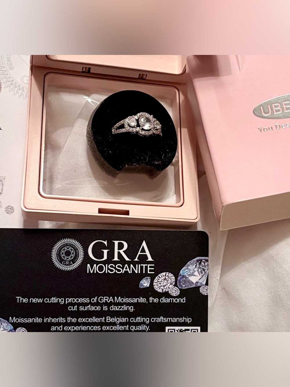 S925 1.5 Carats Moissanite Ring Size 7 GRA Card & Gift Box New without tags